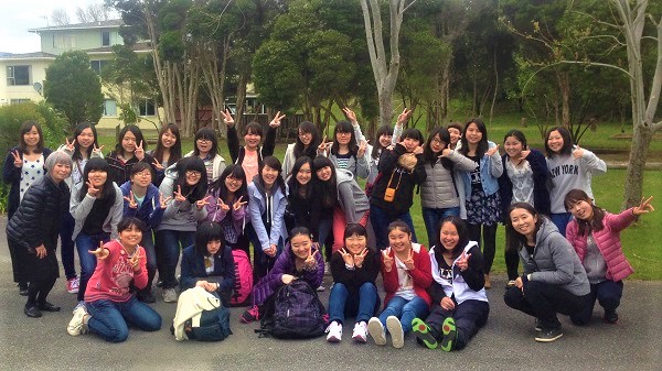 Osaka Kun-ei Girls High School 1 - Copy